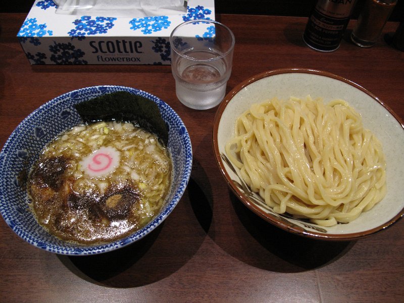 IMG_2692.JPG - 鈴蘭(新宿区)