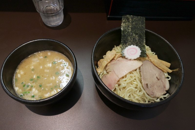 IMG_0014.JPG - おおぜき中華そば(恵比寿)