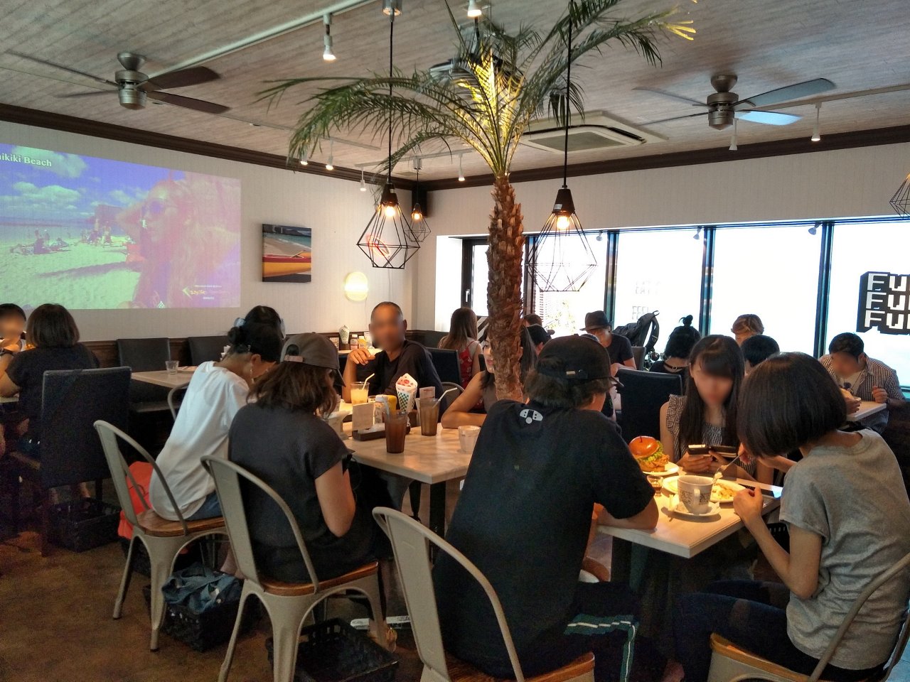 f02_TEDDY'S_BIGGER_BURGERS_20180814.jpg - TEDDY'S BIGGER BURGERS(原宿)
