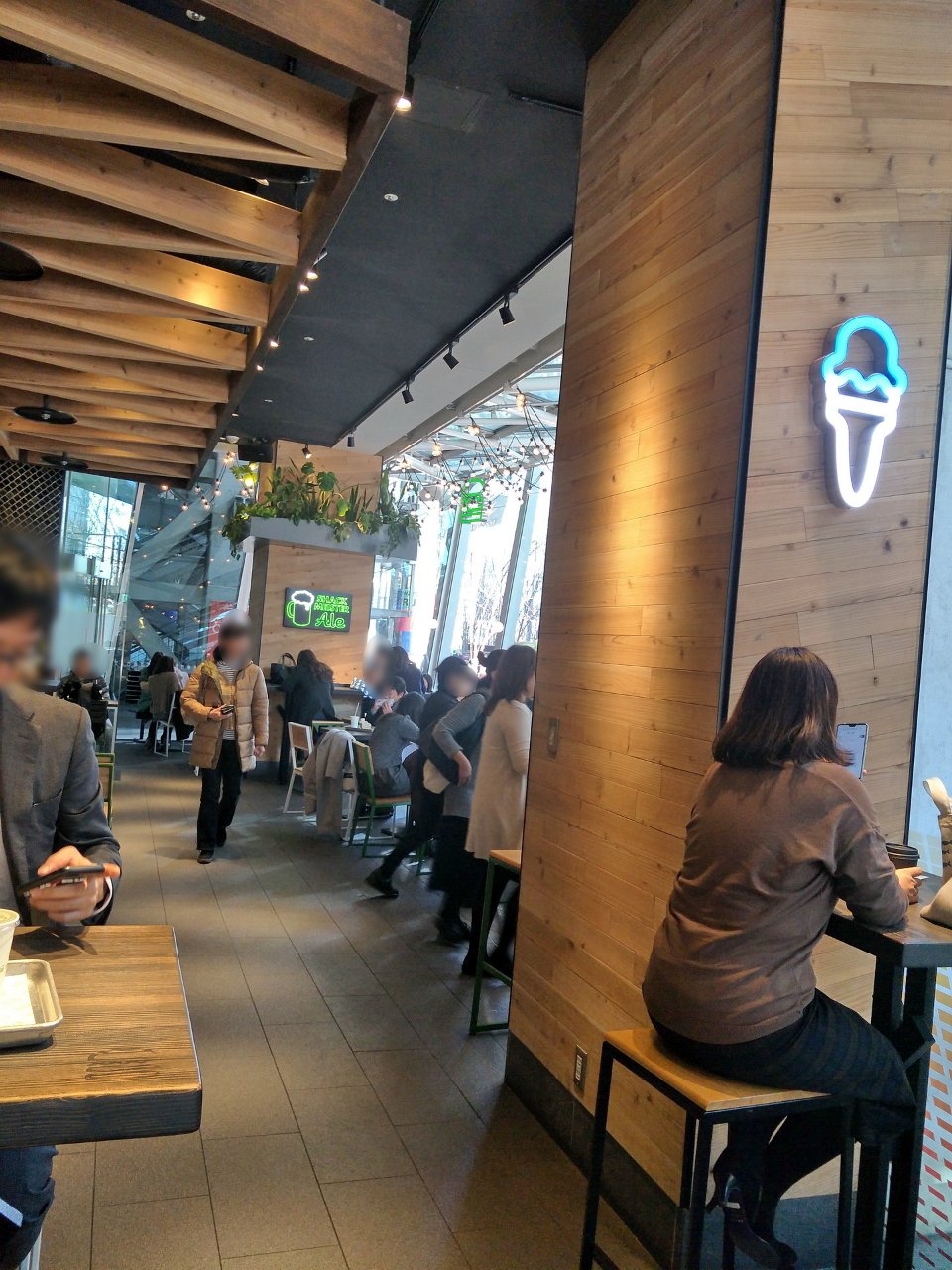 e02_SHAKE-SHACK_20190116.jpg