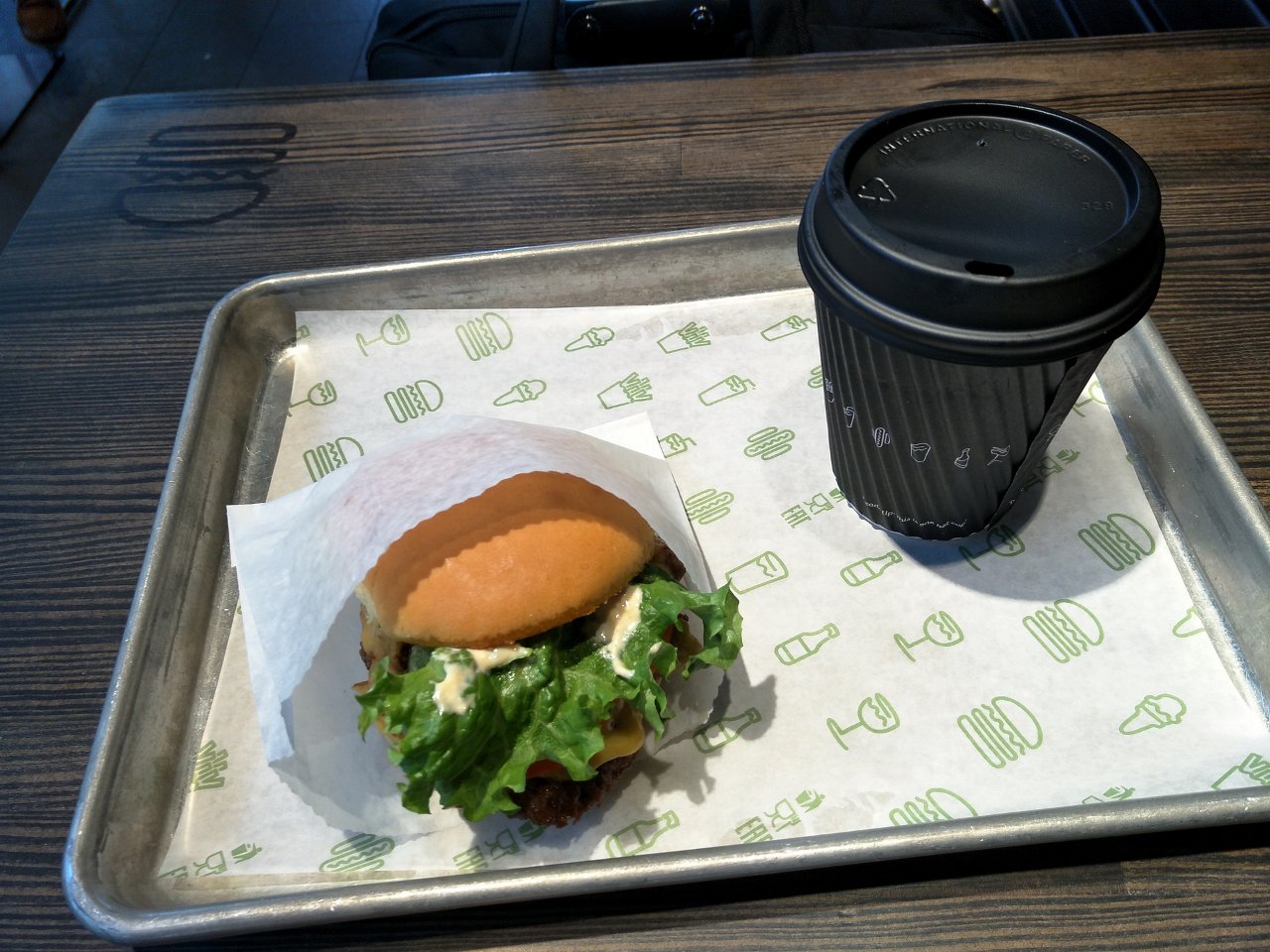 e03_SHAKE-SHACK_20190116.jpg