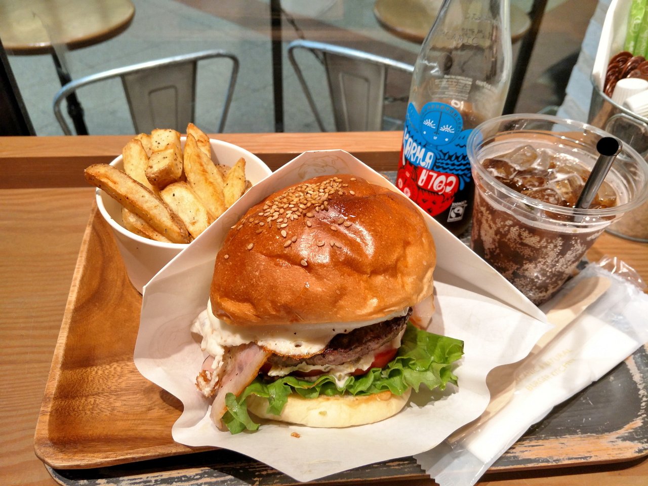 l03_ORGANIC-NATURAL-BURGER-KITCHIN_20190422.jpg